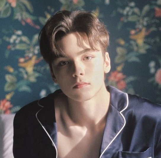 克拉粽 NANA bnb 正五 率 綁物