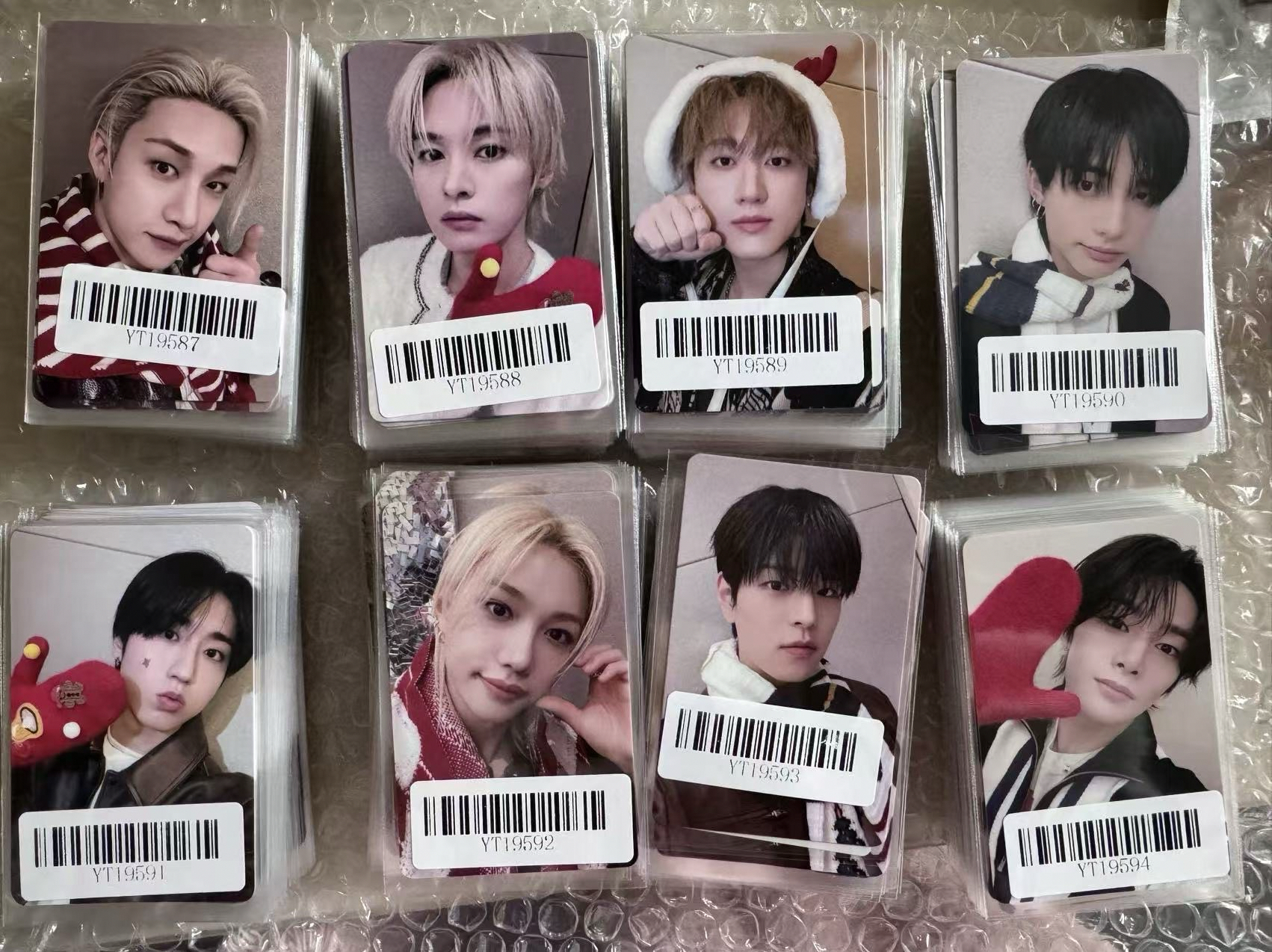 ［代友賣］KMS上海1.0線下簽售卡 16卡8拍