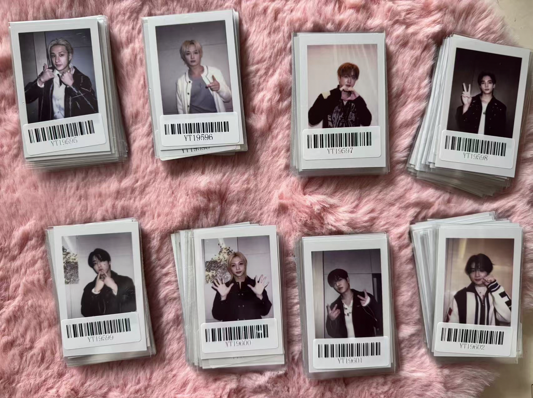 ［代友賣］KMS上海1.0線下簽售卡 16卡8拍