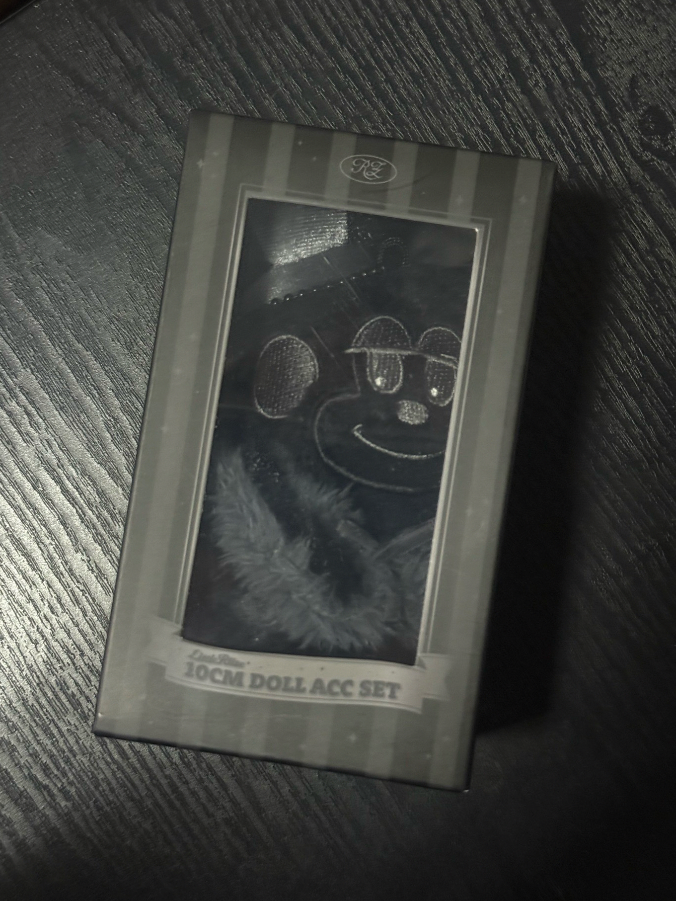 栗子扣黑娃有衣