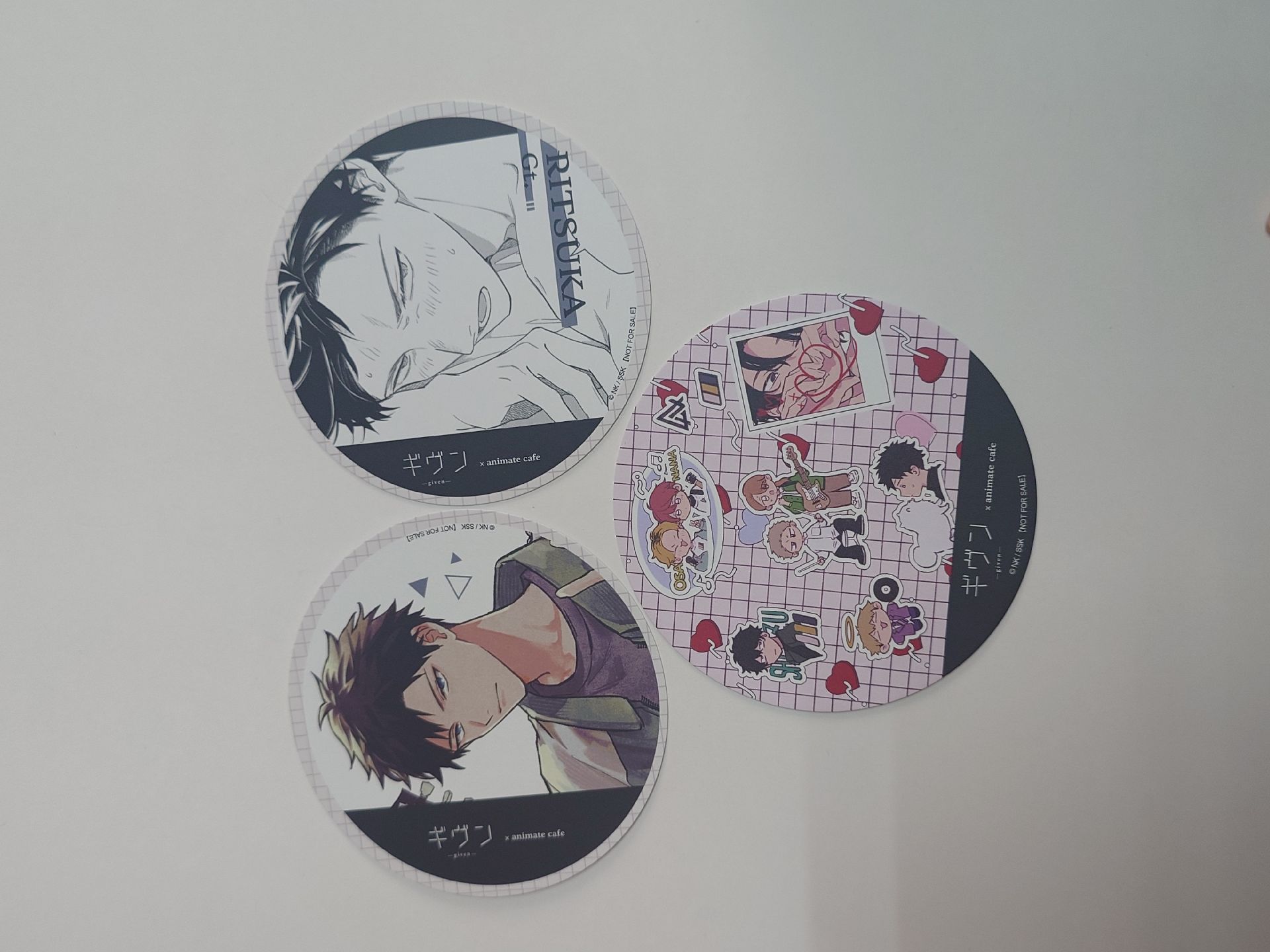 GIVEN咖啡廳紙杯墊