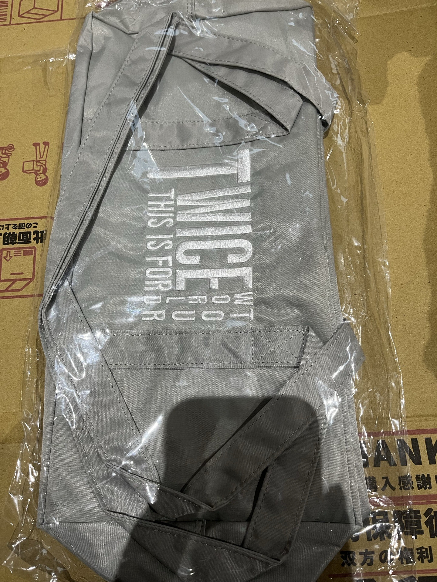 【現貨】TWICE 台北快閃波士頓包