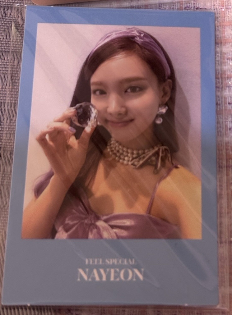 Nayeon feel special 小卡
