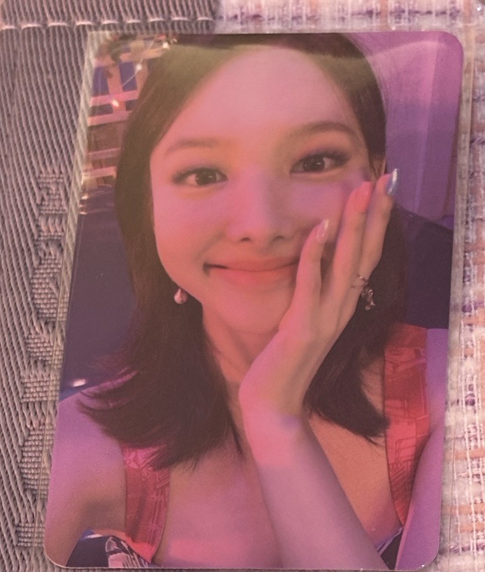 Nayeon taste of love 小卡