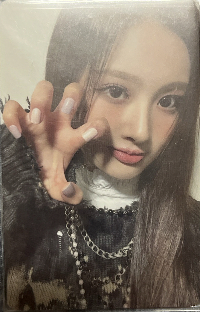 nmixx Fe3O4:BREAK jiwoo封面全專