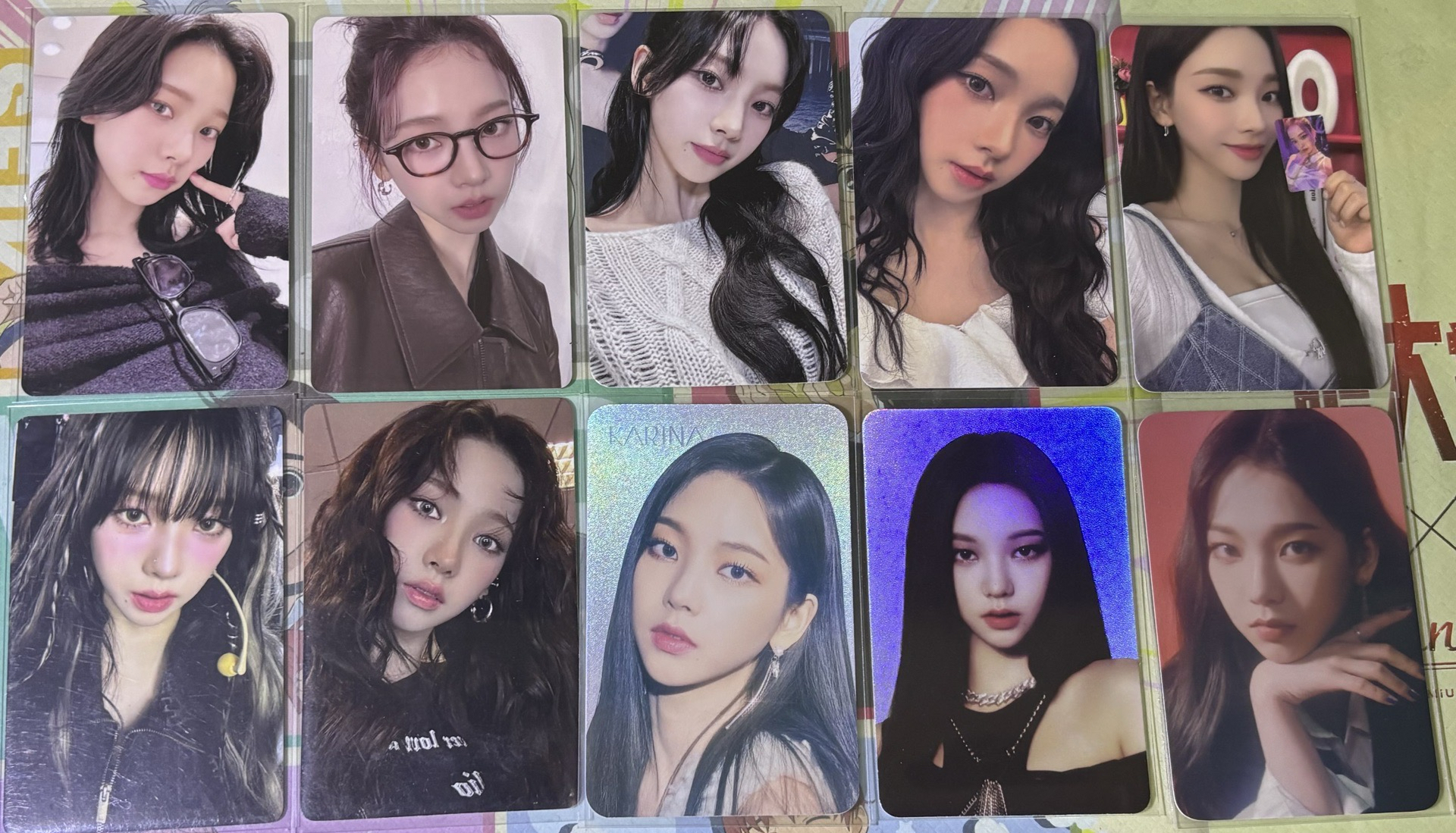 Karina獨家藍紫白棕黑色系小盤🫴