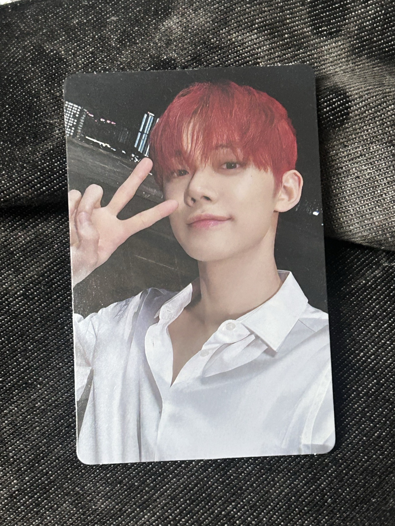 紅髮然竣 電子專小卡