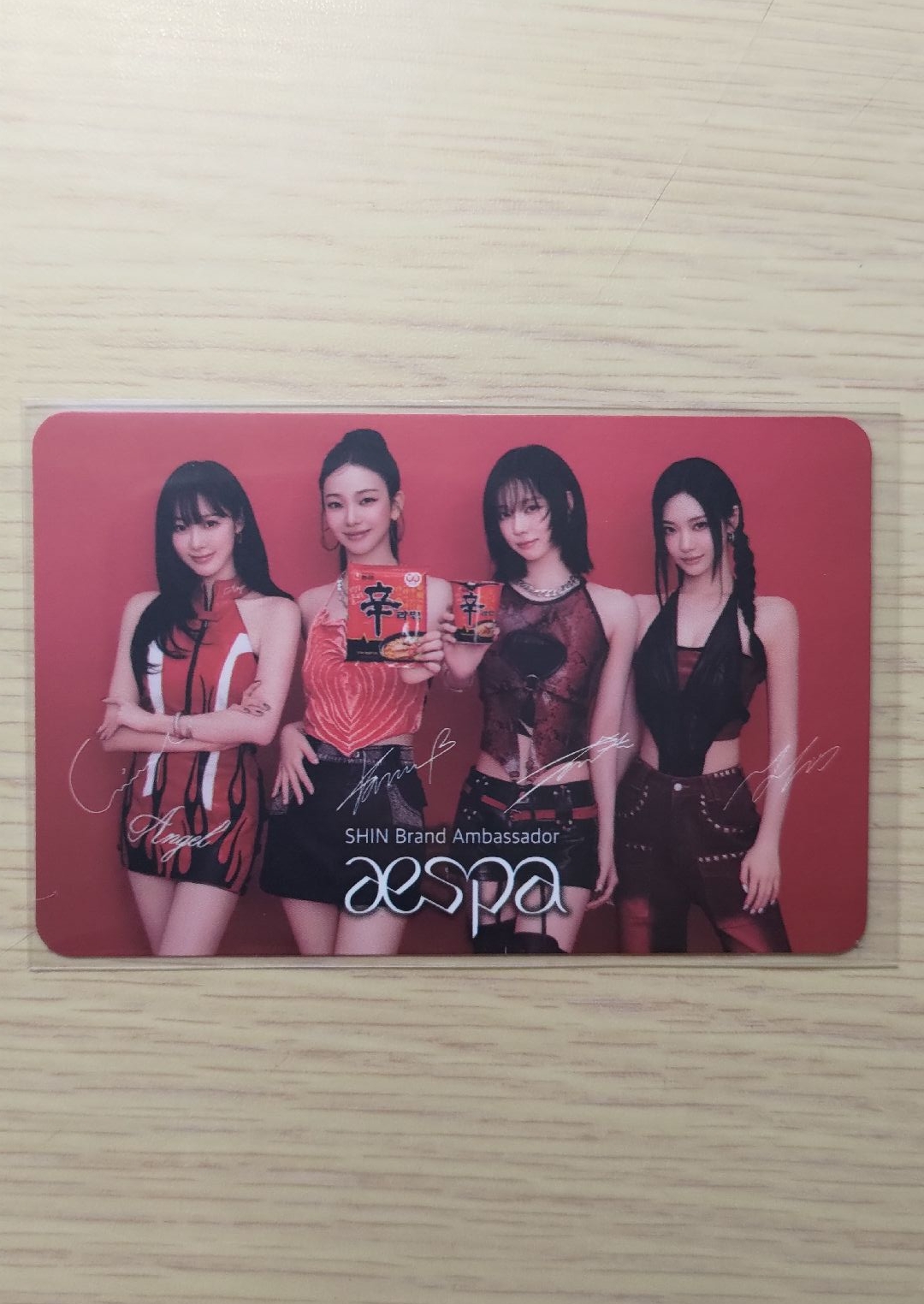 有微彎到 辛拉麵團卡