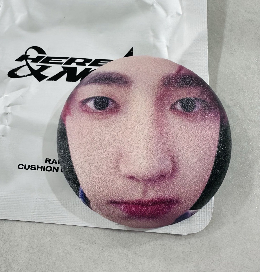 ZB1-二巡大臉徽章