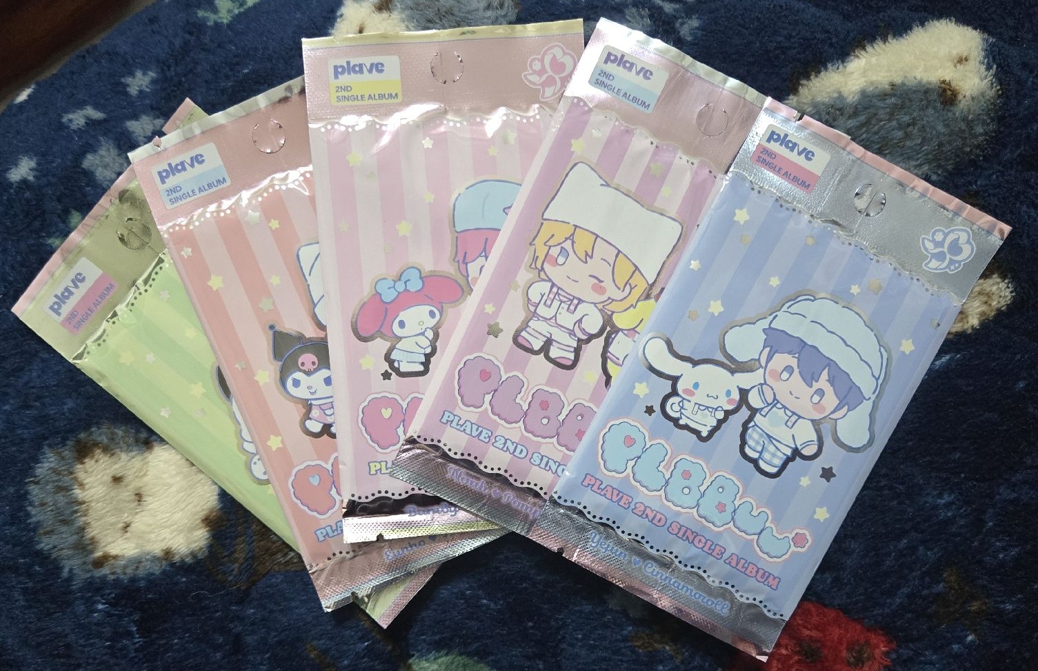 PLBBUU 電子專 專卡(規則：3張專卡+1QR)、卡包(未拆)