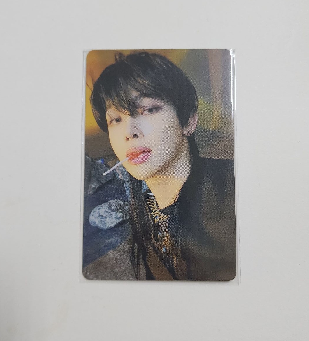 ＆team Nicholas 日咖 通路 特典卡