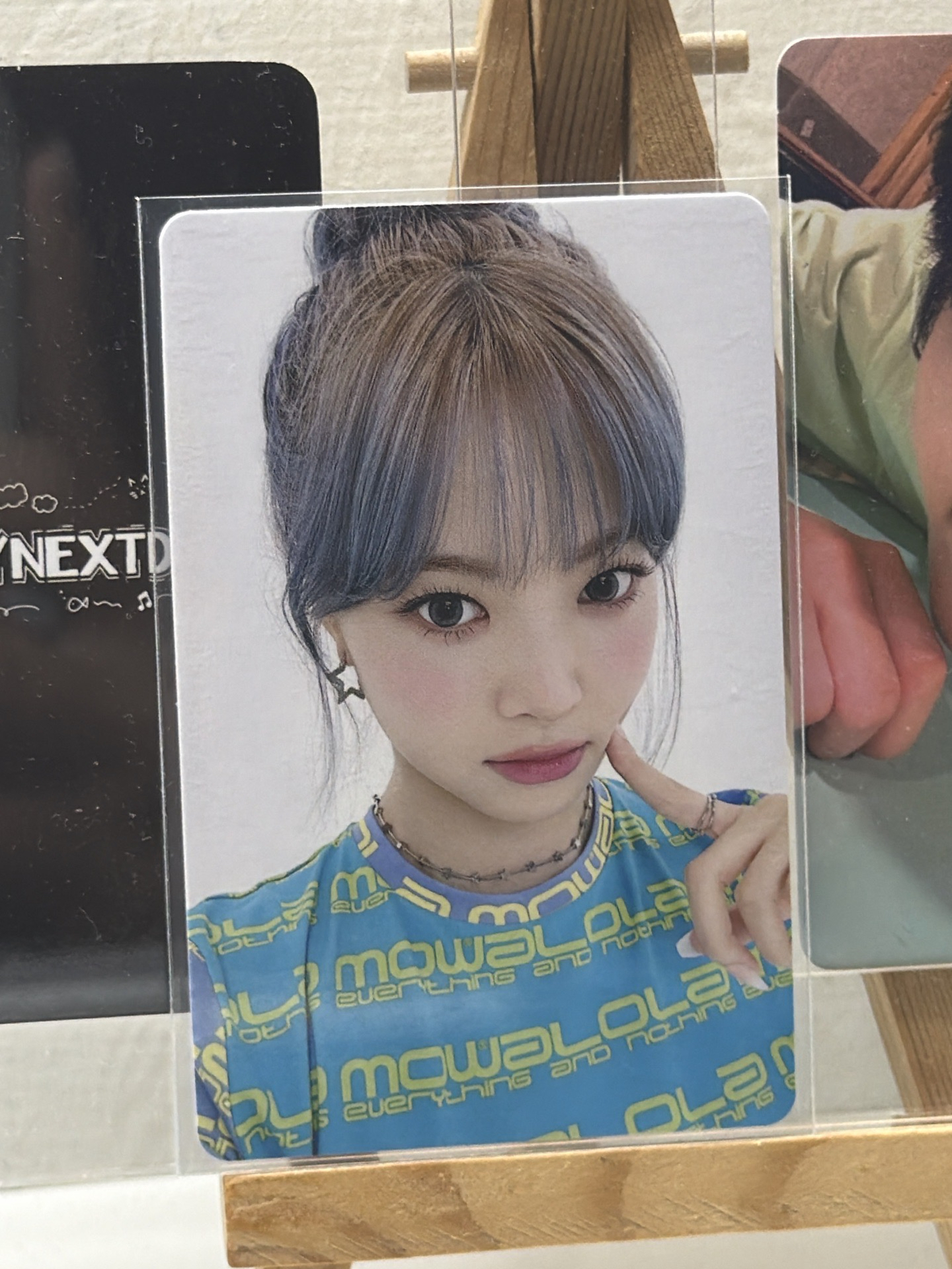 採寶戳臉了你還不帶她回家嗎><