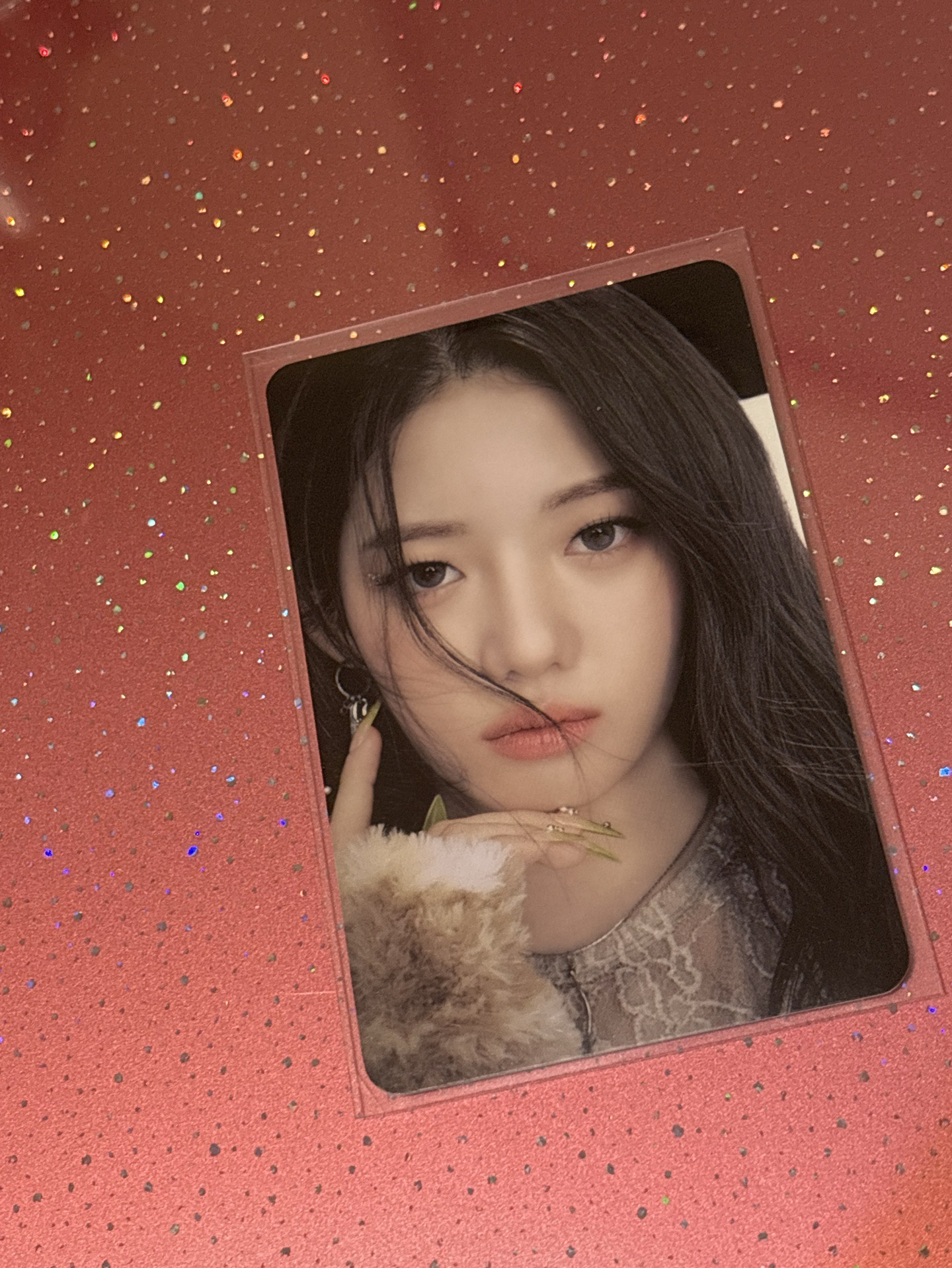 瀏海飄到臉上了