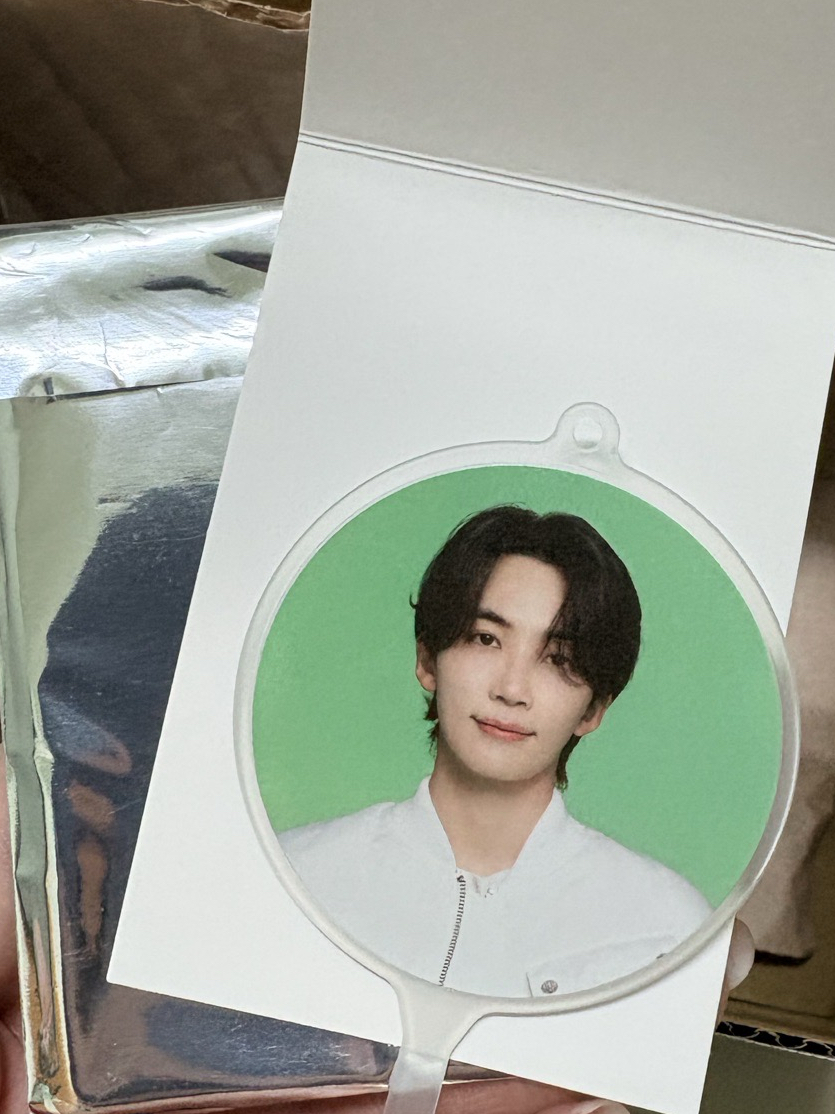 Follow Again 日巡小扇 漢