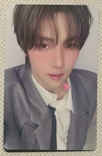 Play Hard yzy 2.0語音卡の英宰