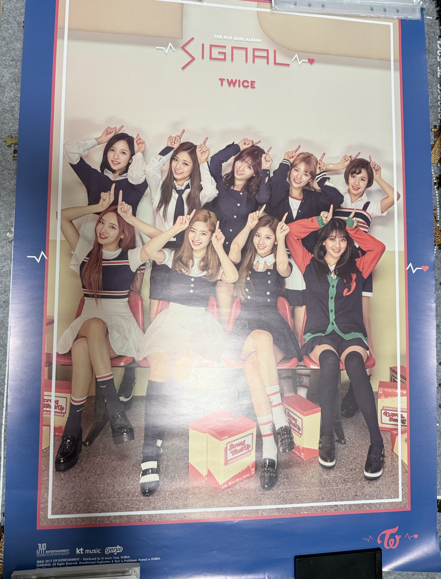 SIGNAL（制服-直）