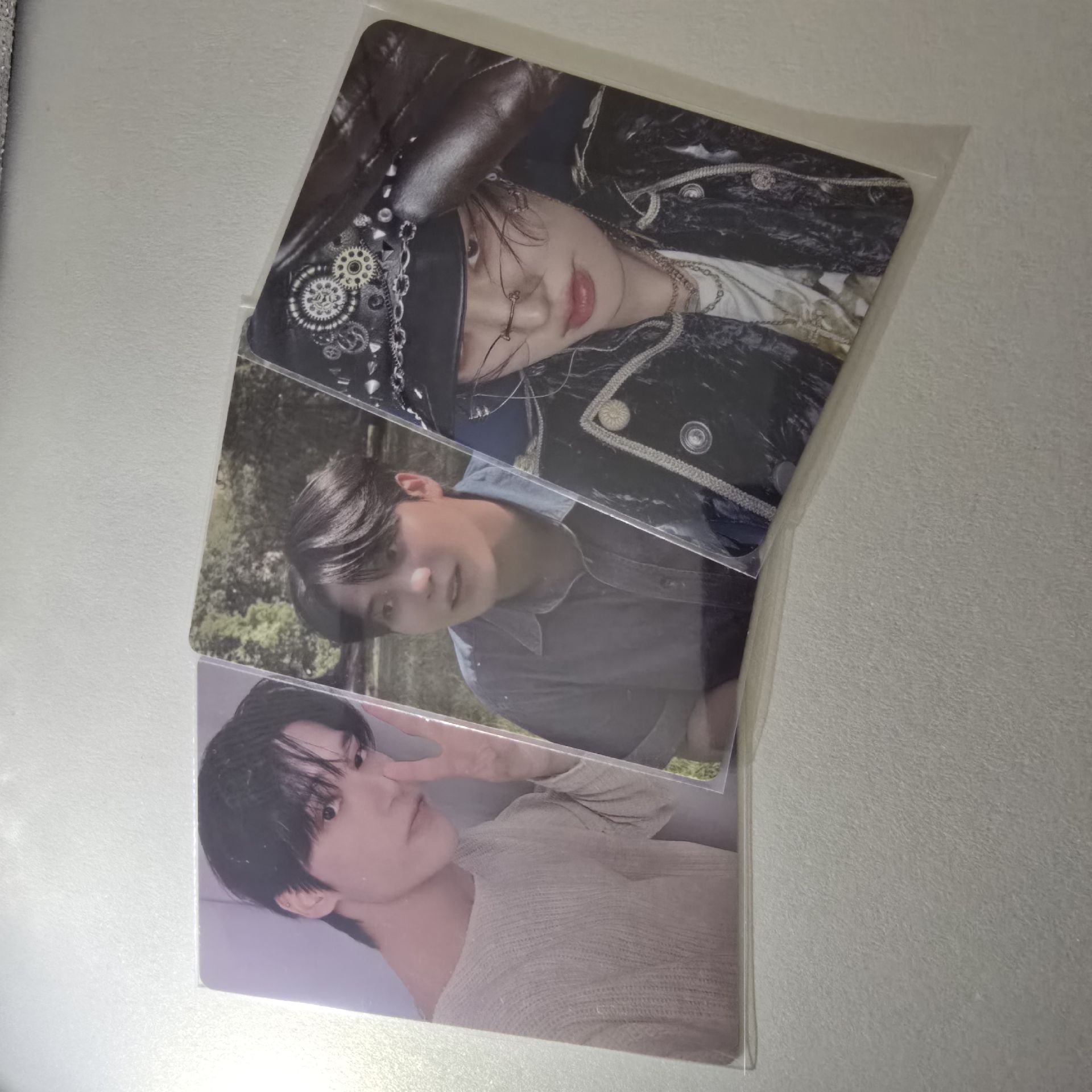 摸頭旼🐣你受傷了他幫你呼呼🫶