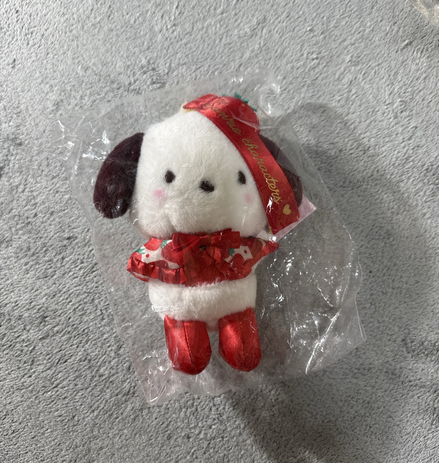 いちご新聞50周年 吊娃 帕恰狗