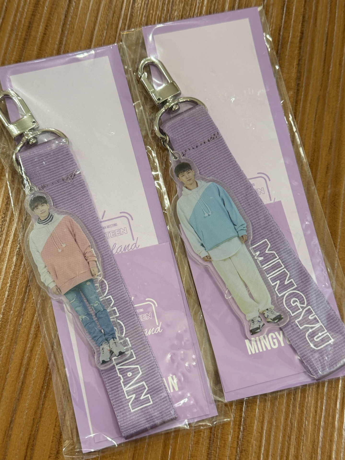 2020 克拉島人形壓克力吊飾