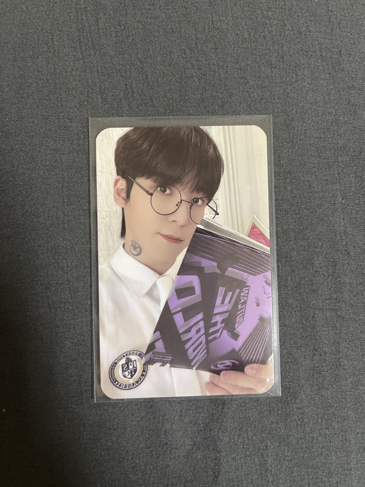 浩想讀一本關於你的書