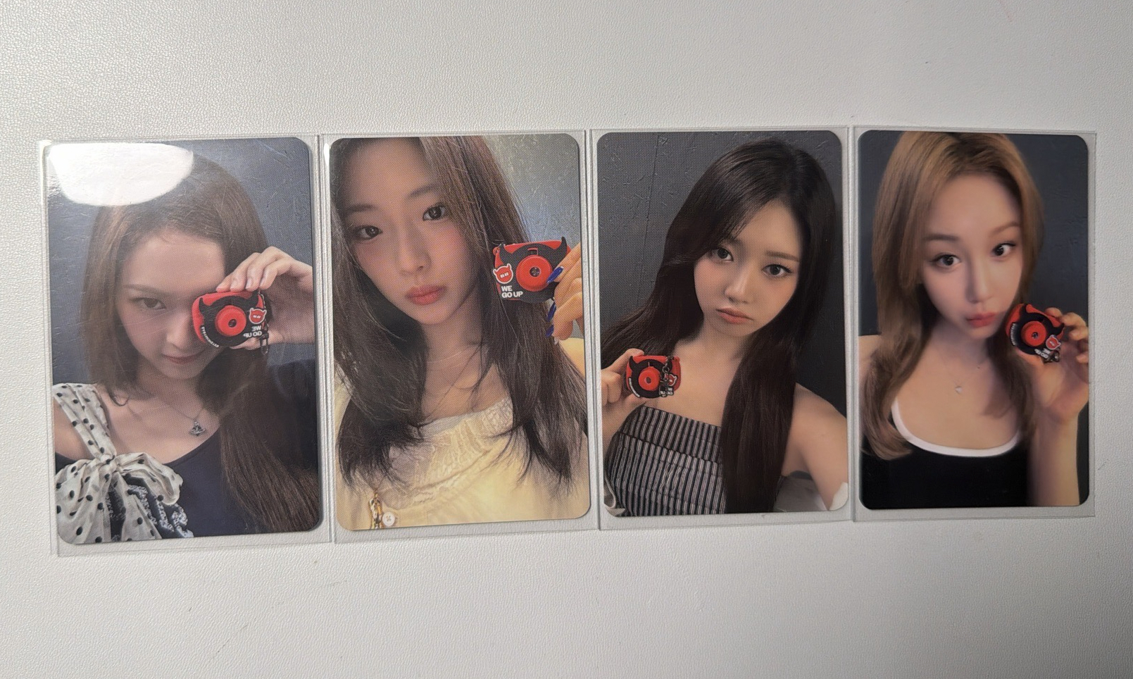 BABYMONSTER 相機卡