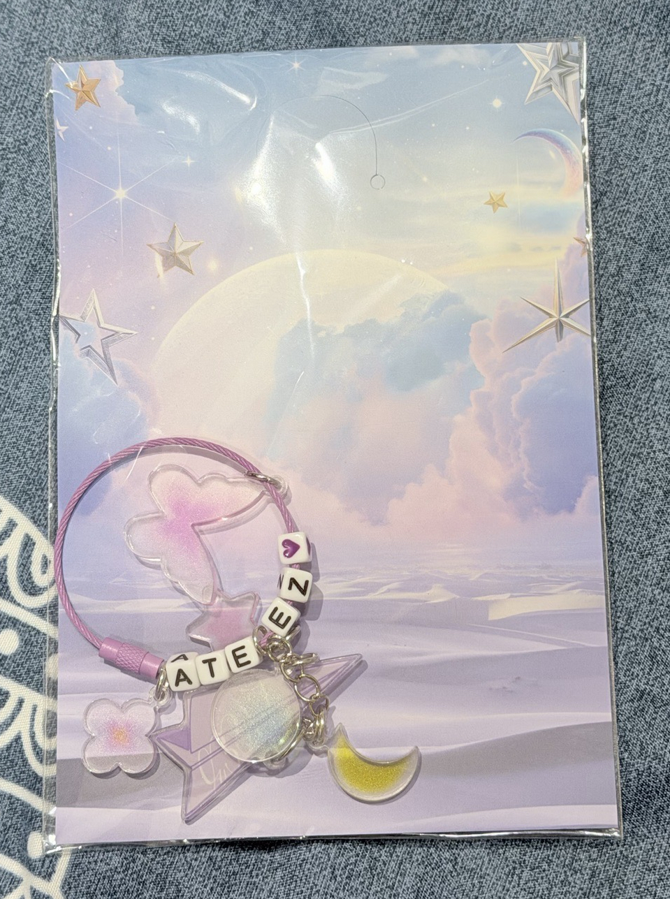 吊飾（含卡，卡有彎，介意者請勿下單）