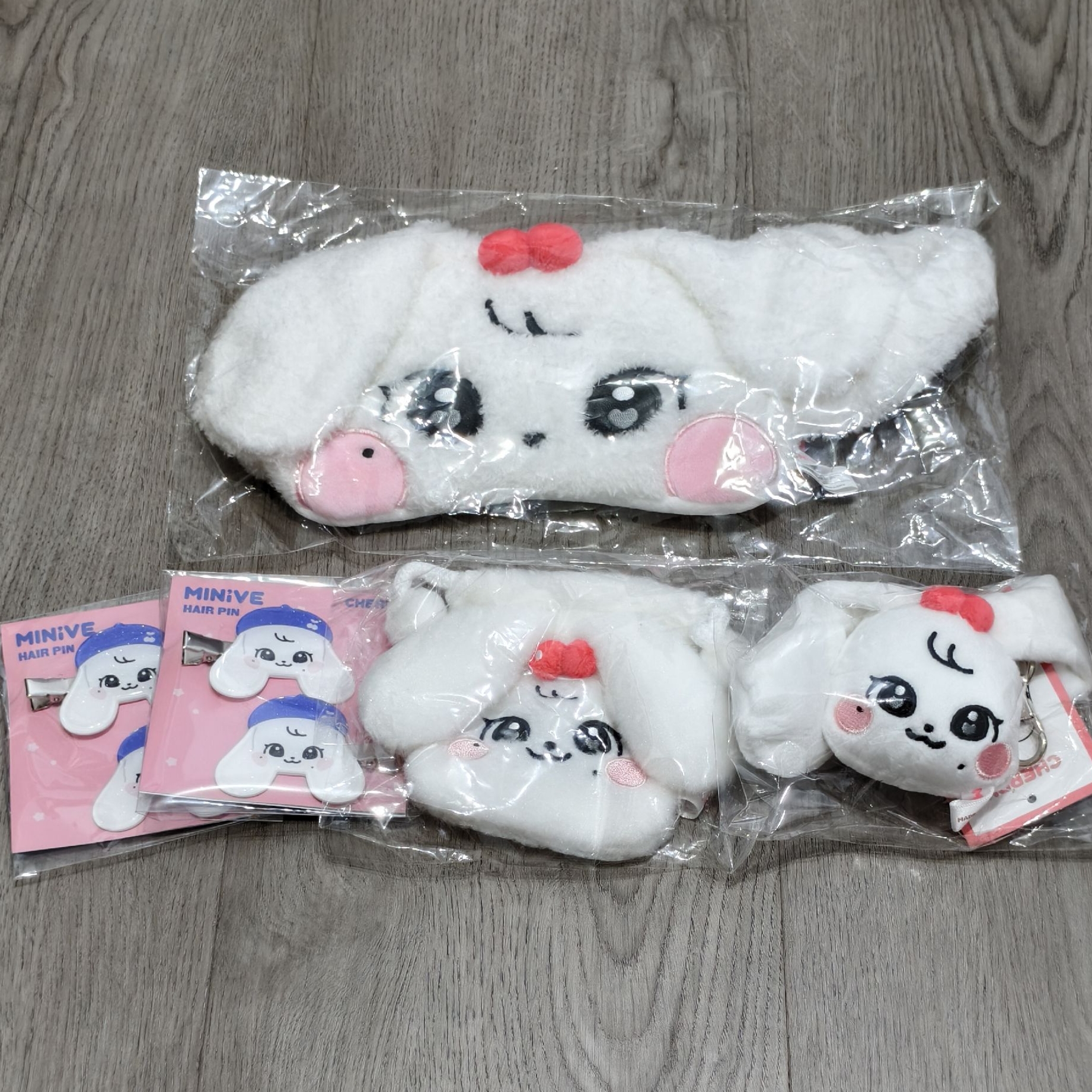 Ive 眼罩 髮夾 吊飾 收納袋 員set