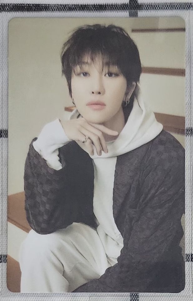 徐明浩克拉島（左）