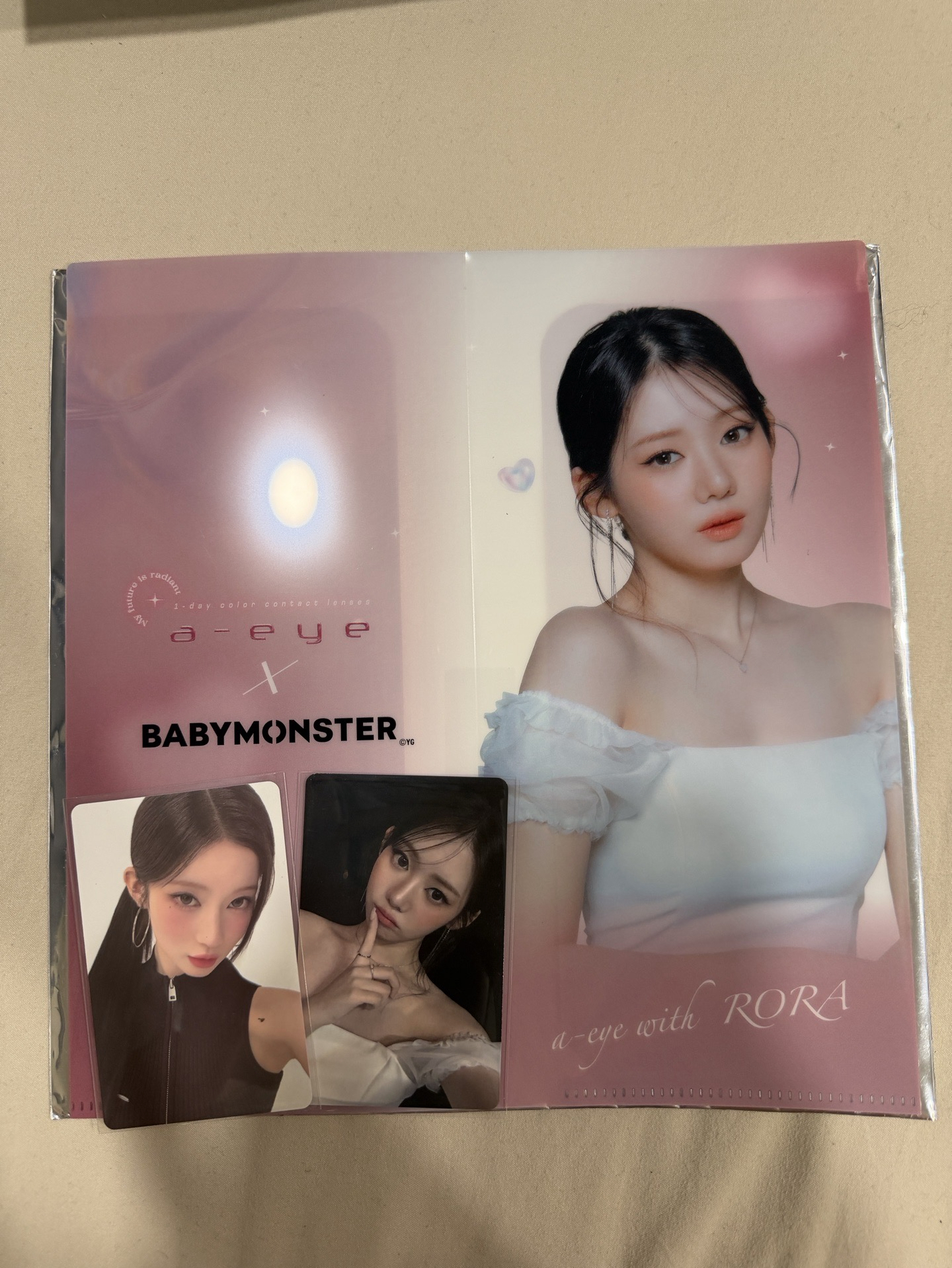 BABY MONSTER 美瞳卡+資料夾