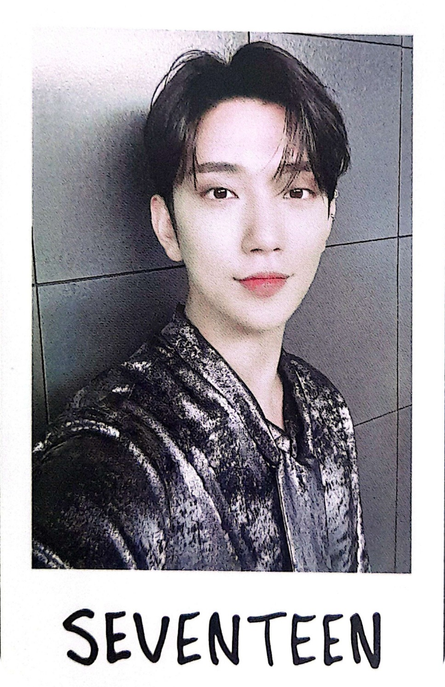 RIGHT HERE 隨機卡 拍立得3️⃣(𐙚需綁$100～.ᐟ)