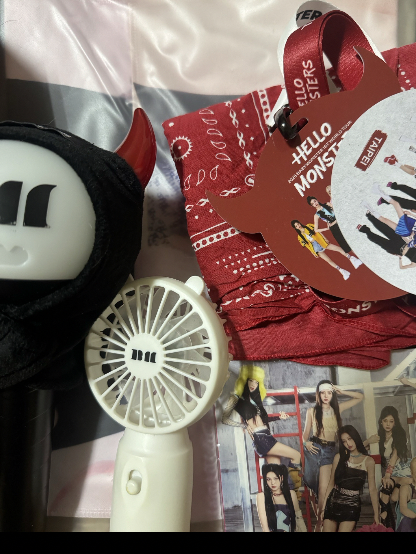 二手手燈 手燈套 vip吊牌未拆專 角韓站手幅