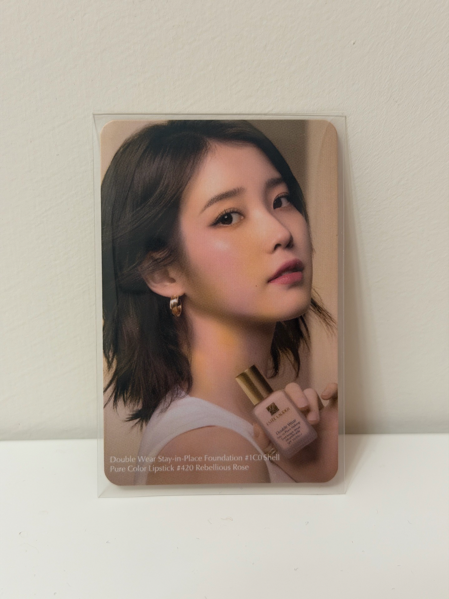 IU 李知恩 雅詩蘭黛 代言小卡