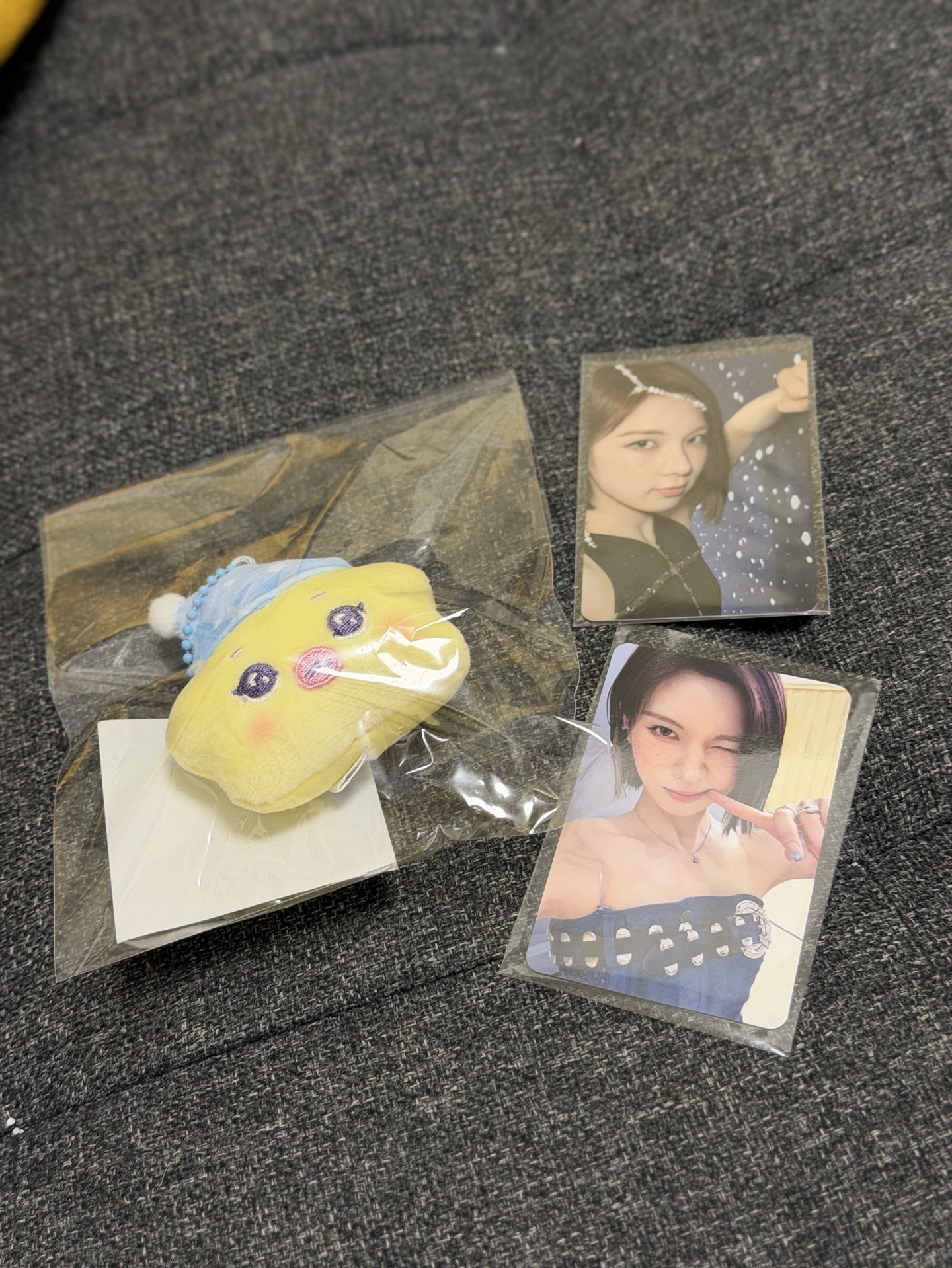 裴大頭娃+壁咚+深圳合影