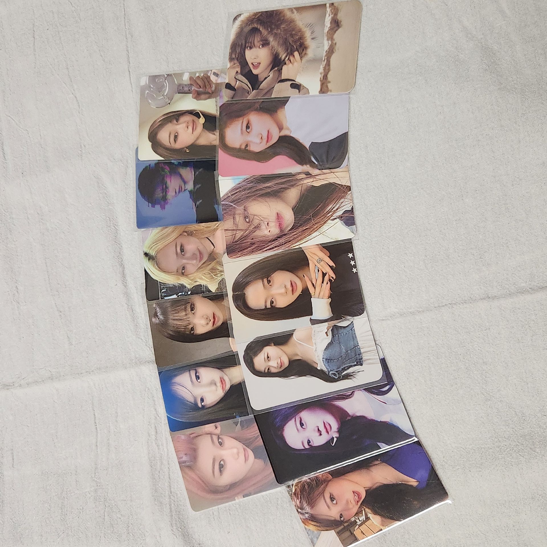 GISELLE 三圖一起售