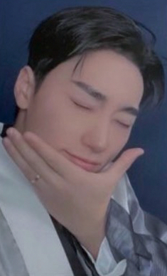 單特典捏捏臉-傘(需帶鍾)