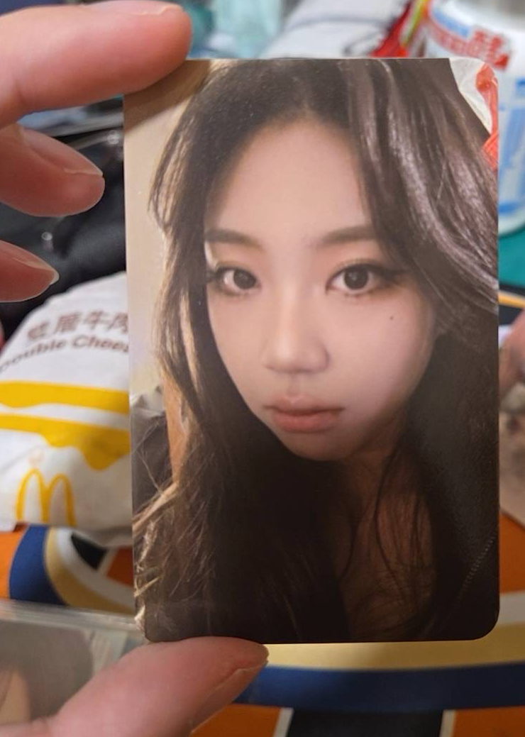 李泳知櫻花季入場小卡