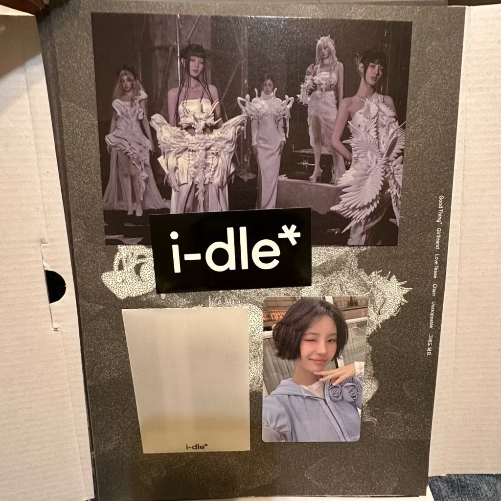 i-dle we are 專輯 折疊海報 CD 田小娟 小卡