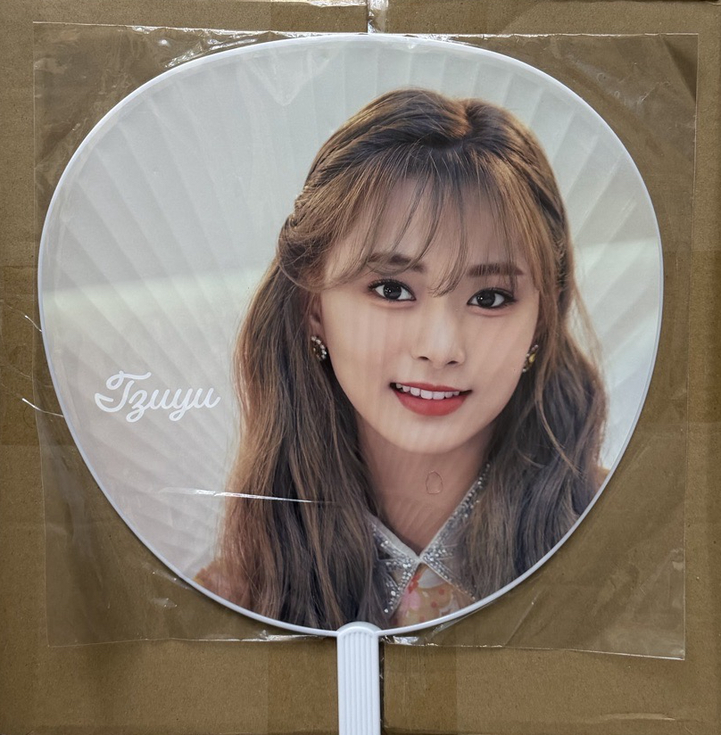 TWICE TWICELIGHTS 子瑜 扇子