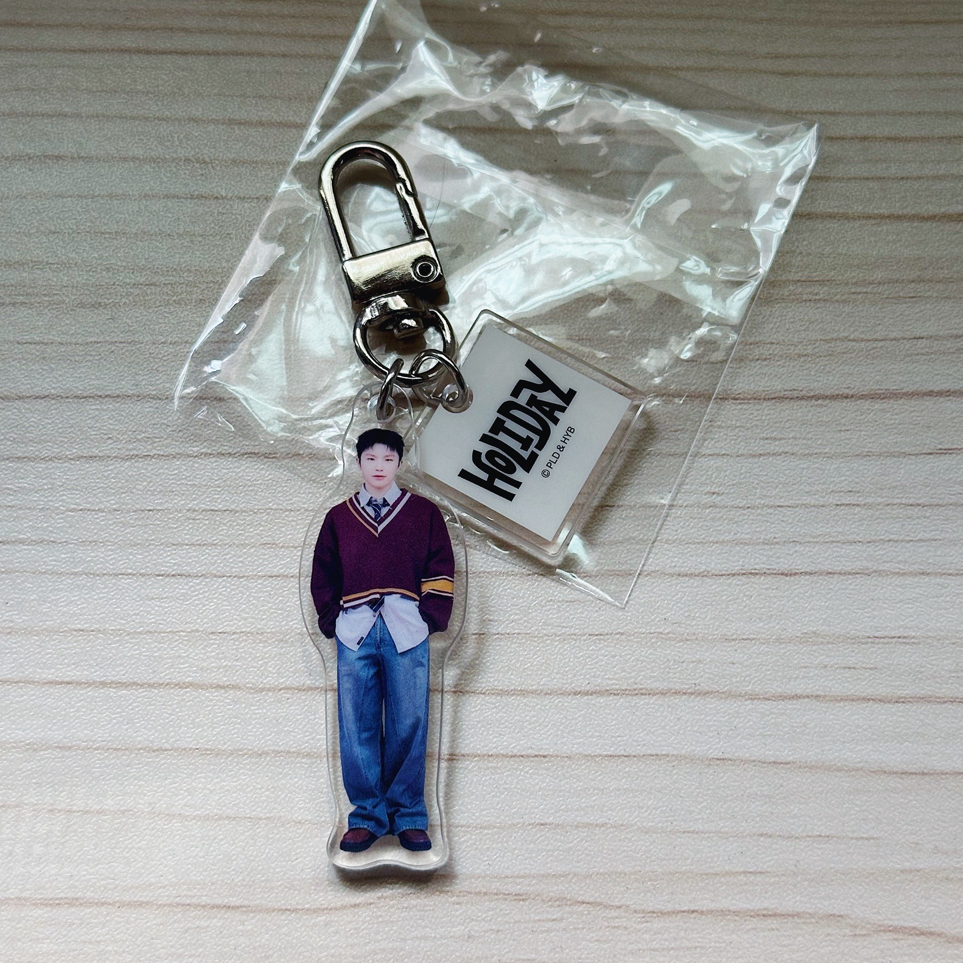 woozi holiday吊飾扭蛋