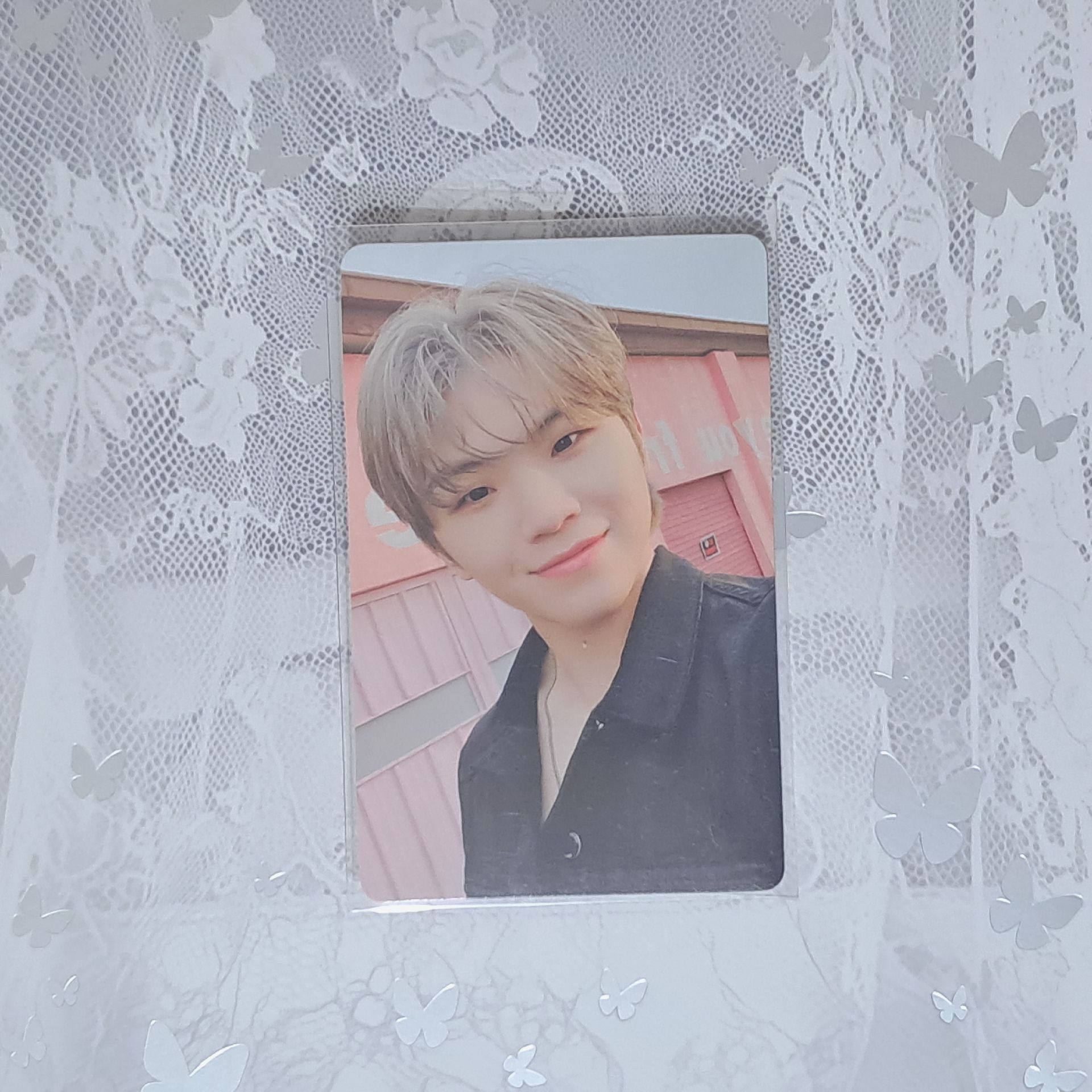 迷八一直娛語音中背