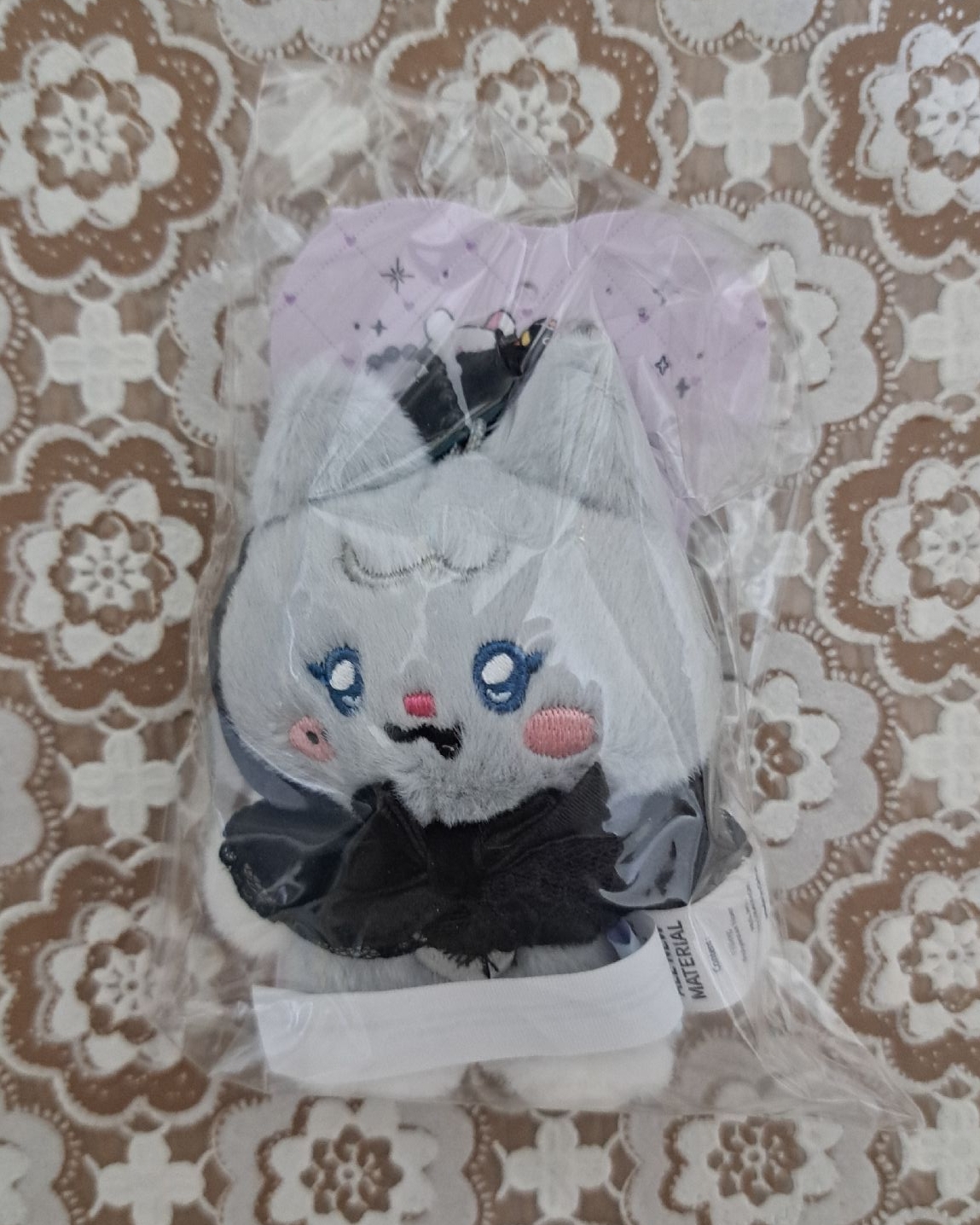 未拆舒華快閃店吊飾娃