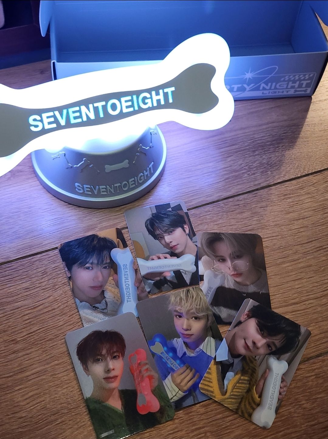 SEVENTOEIHGT 728 手燈+手燈座