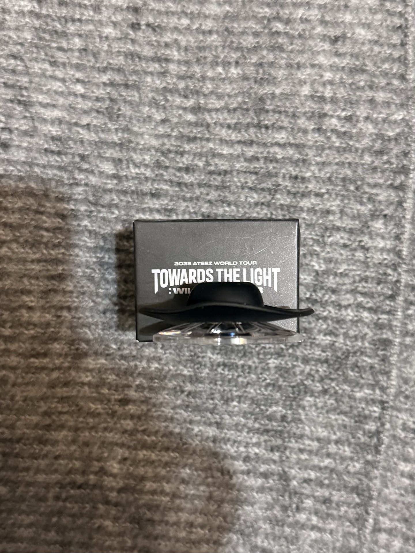 Lightiny 牛仔帽天靈蓋