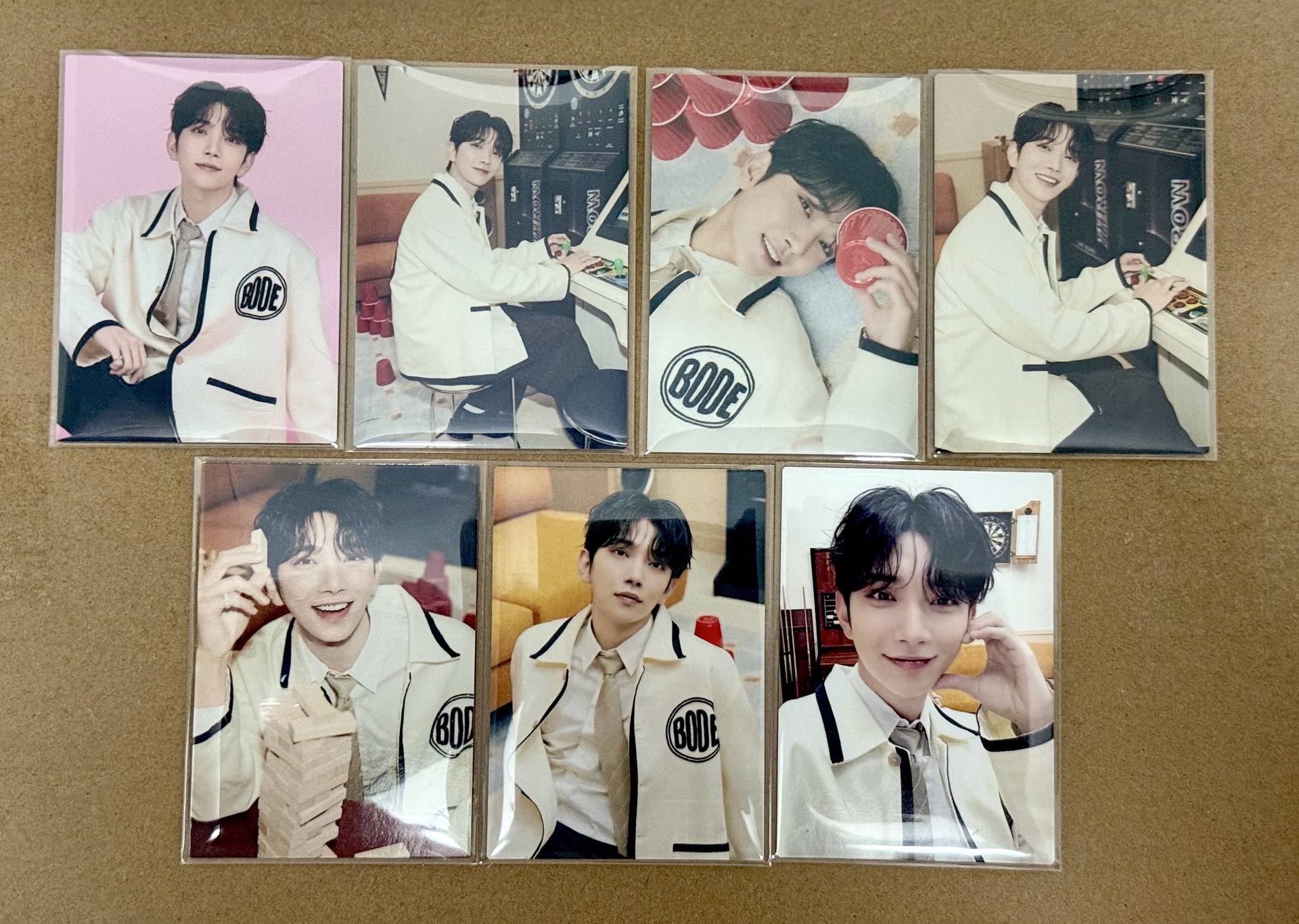 25‘fm holiday 隨機卡  joshua一套 