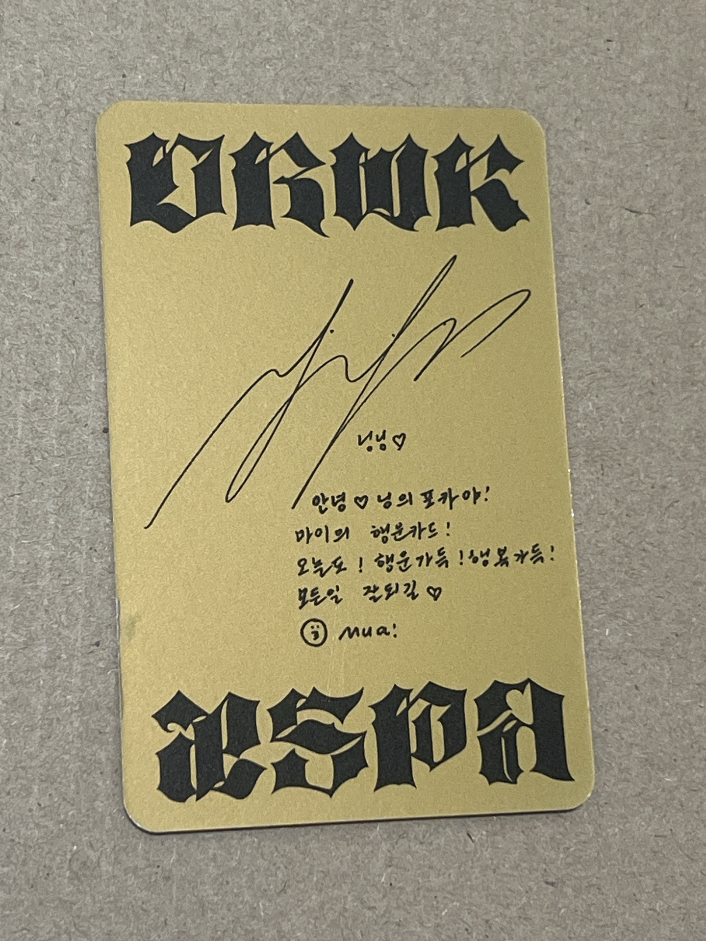 dirty work 戒指專卡 撐下巴馬尾寧