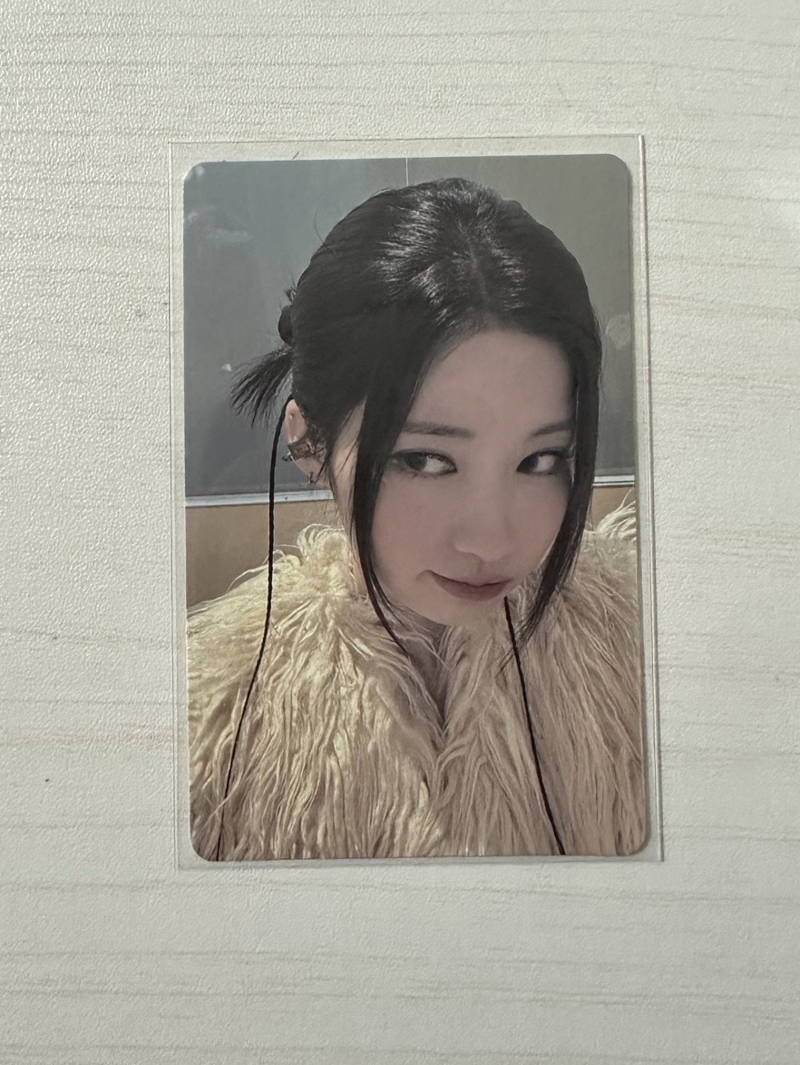 BABYMONSTER 專卡角