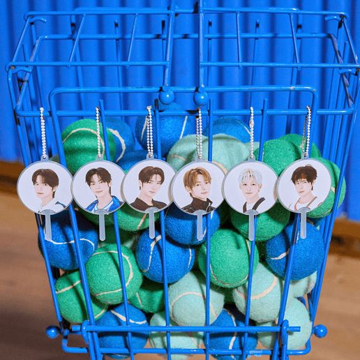 TWS 26FM 隨機小扇子吊飾