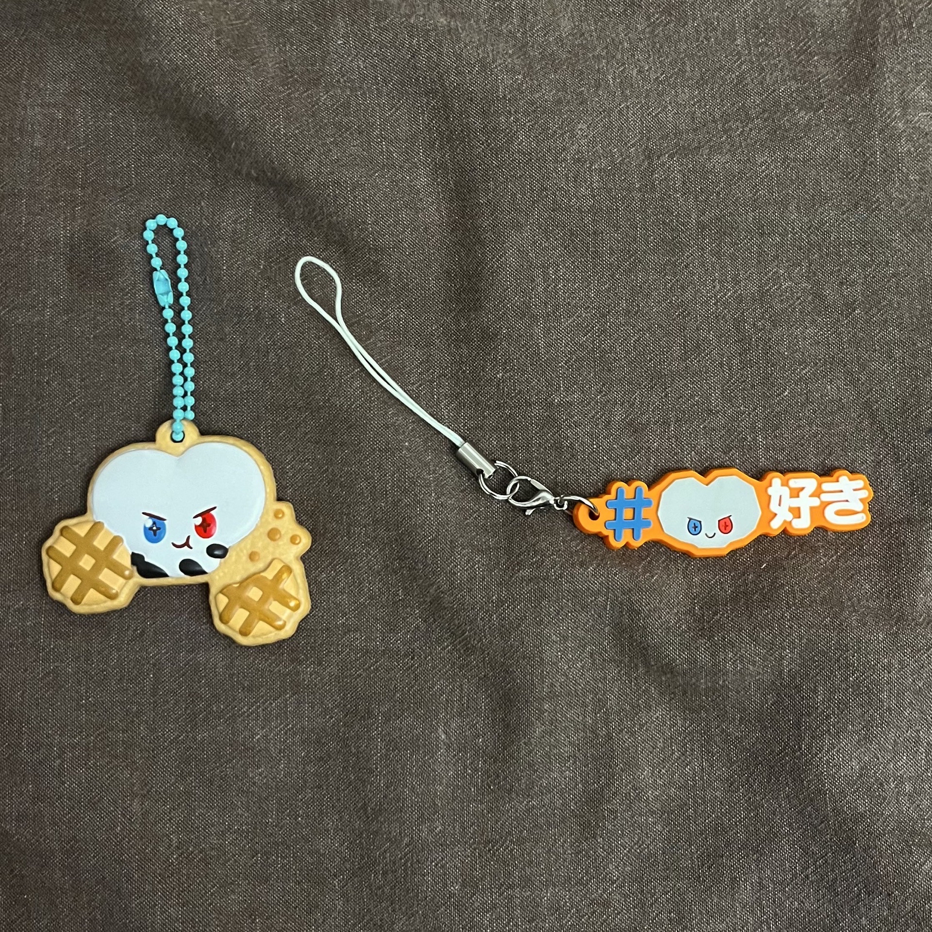 truz bonbon 日本扭蛋吊飾