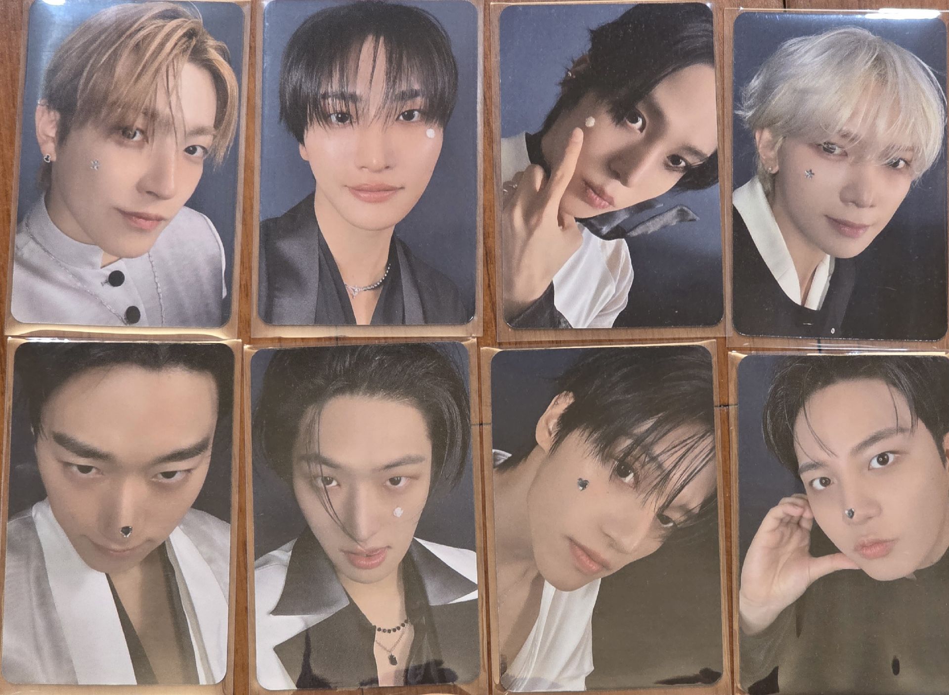 GOLDEN HOUR PART.4 發光梯子✨️ 簽售特典卡