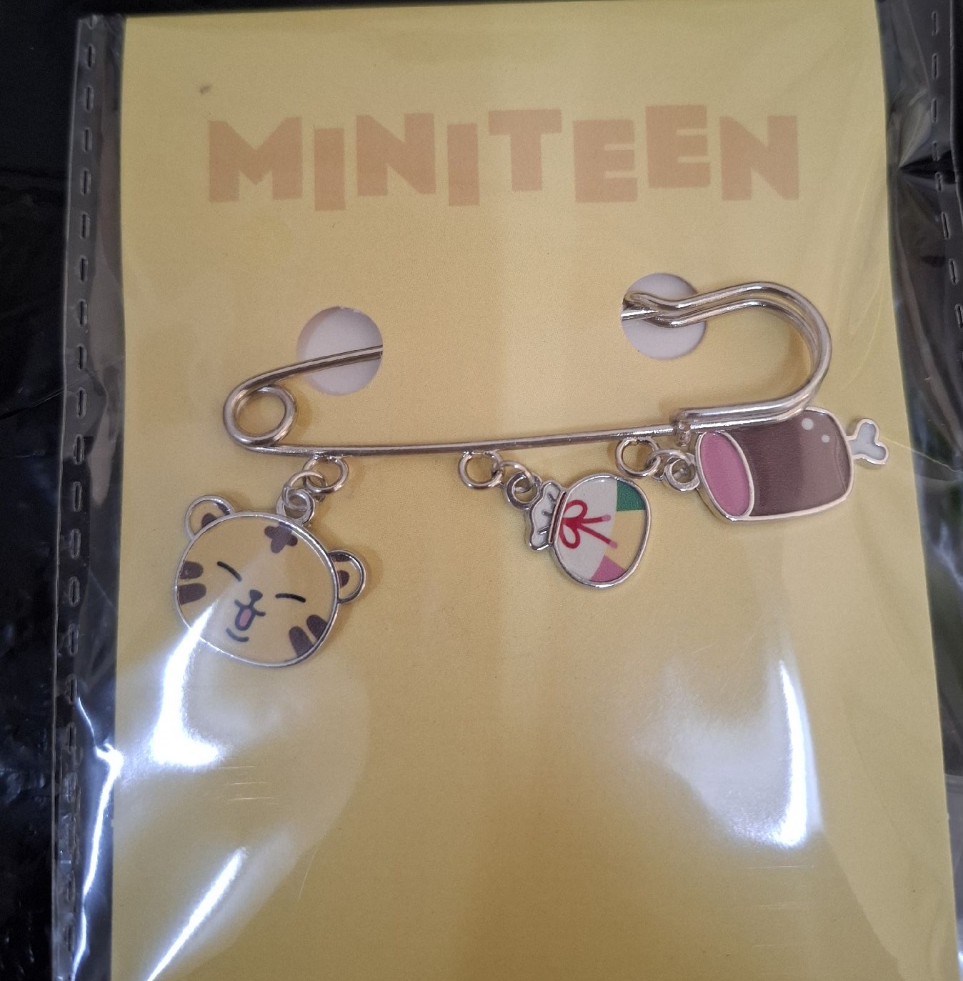 TAMTAM胸針（一直娛線上通路）